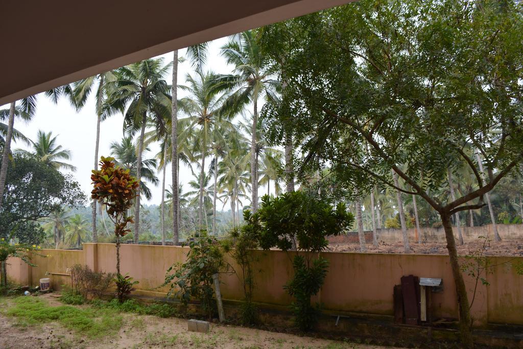 Indeevaram Apartments Kovalam Szoba fotó