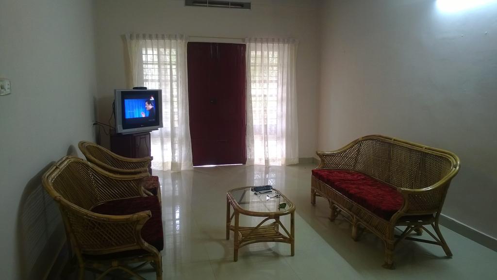 Indeevaram Apartments Kovalam Szoba fotó